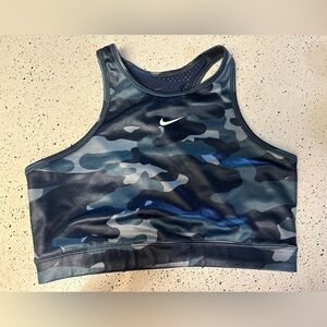 Nike: NWOT high neck sports bra